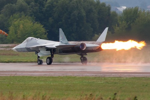 Hành trình xuất hiện của máy bay thế hệ thứ 5 Su-57 Nga - Ảnh 3.