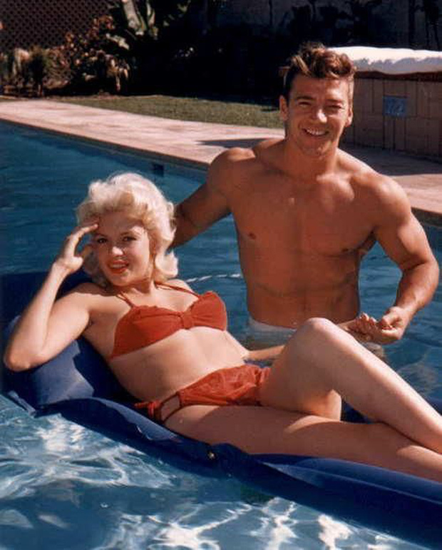 Cuộc đời cô đào bốc lửa ngang ngửa Marilyn Monroe: Đổi chồng nhanh hơn thay áo, tử nạn ở đỉnh cao sự nghiệp - Ảnh 3.
