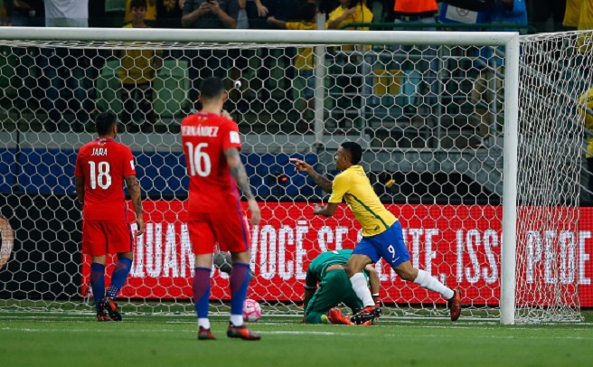 Thua tan nát trước Brazil, Chile cay đắng mất vé World Cup 2018 - Ảnh 5.