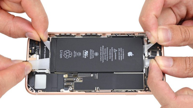 Những viên pin bị phồng của iPhone 8 Plus là do áp lực của cả một ngành công nghiệp smartphone - Ảnh 3.