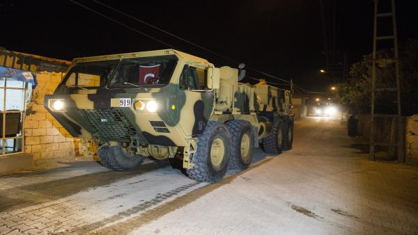 NÓNG: QĐ Thổ Nhĩ Kỹ chính thức ào ạt vượt biên, xông vào Idlib, Syria - Căng thẳng tột độ - Ảnh 3.