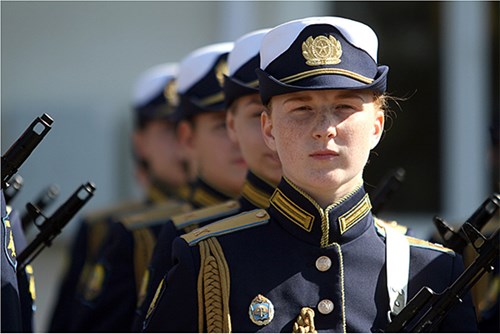Ước mơ chinh phục bầu trời của những “đóa hồng” Không quân Nga - Ảnh 3.