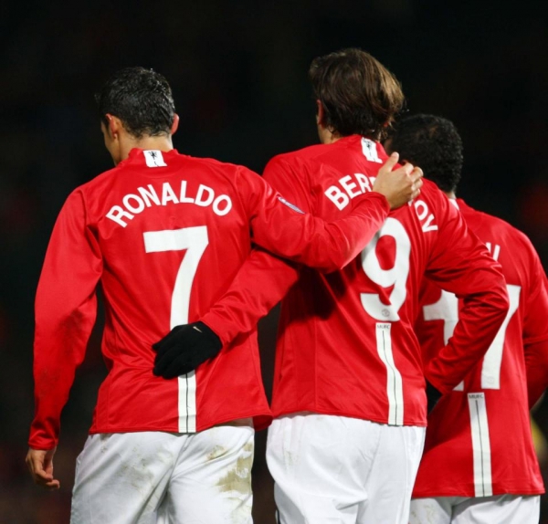 Đồng đội cũ chê Ronaldo kém tài Messi - Ảnh 3.