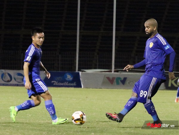 Chuyện lạ có thật: Hạ Hà Nội FC để vô địch V-League, Quảng Nam sẽ nhận được 2 chiếc cúp - Ảnh 3.