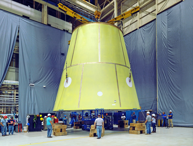 Những hình ảnh hậu trường khi NASA thử nghiệm tên lửa vũ trụ lớn nhất từ xưa đến nay - Ảnh 3.