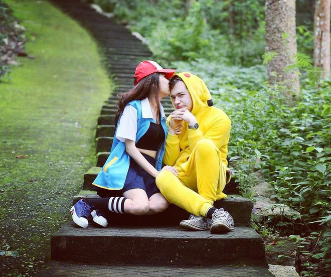 Soái Tây nhà người ta: Suýt bị đuổi việc vì hay lén về chăm vợ ốm, còn mặc đồ Pikachu chụp ảnh cưới - Ảnh 3.