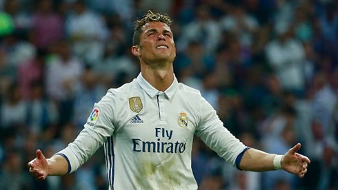 Ronaldo - ngôi sao “hạnh phúc” nhất năm 2017 - Ảnh 3.