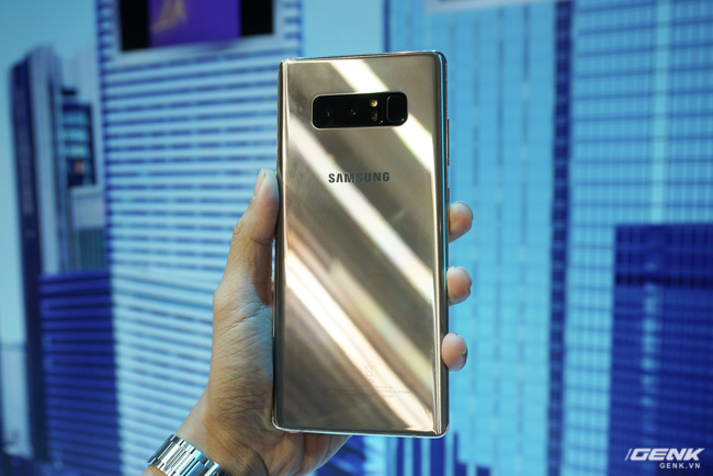 Samsung Galaxy Note8 chính thức ra mắt tại Việt Nam: Thiết kế ấn tượng, camera kép xóa phông chủ động, giá 22,5 triệu - Ảnh 21.