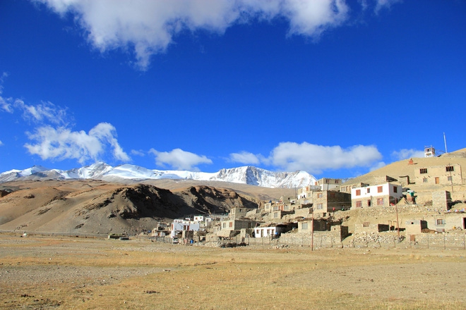 Mùa thu ở Ladakh: Hành trình trải nghiệm của 1 phụ nữ Việt đến nơi đẹp tựa “thiên đường ẩn giấu” ở Ấn Độ - Ảnh 21.