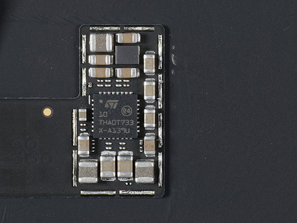 iFixit mổ bụng iPhone X: lần đầu tiên xuất hiện bảng mạch gập đôi và pin kép, cụm camera phức tạp chưa từng thấy - Ảnh 22.