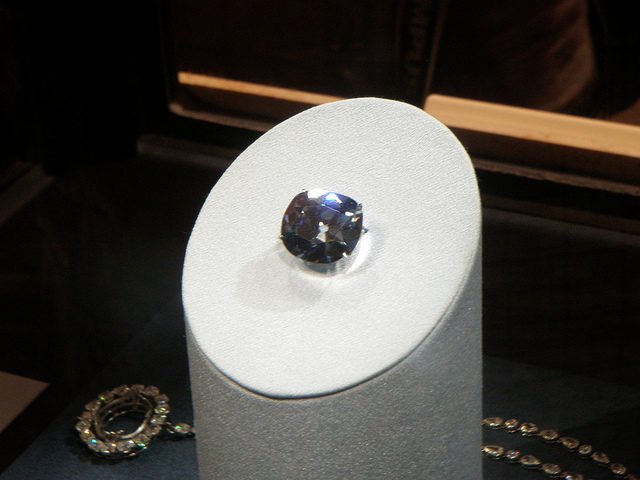 Viên kim cương Hope: một trong những viên đá quý nổi tiếng nhất trong lịch sử - Ảnh 4.