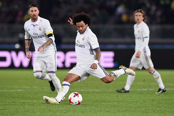 Ở vị trí hậu vệ trái, chỉ Marcelo đạt đến tầm của Roberto Carlos - Ảnh 4.