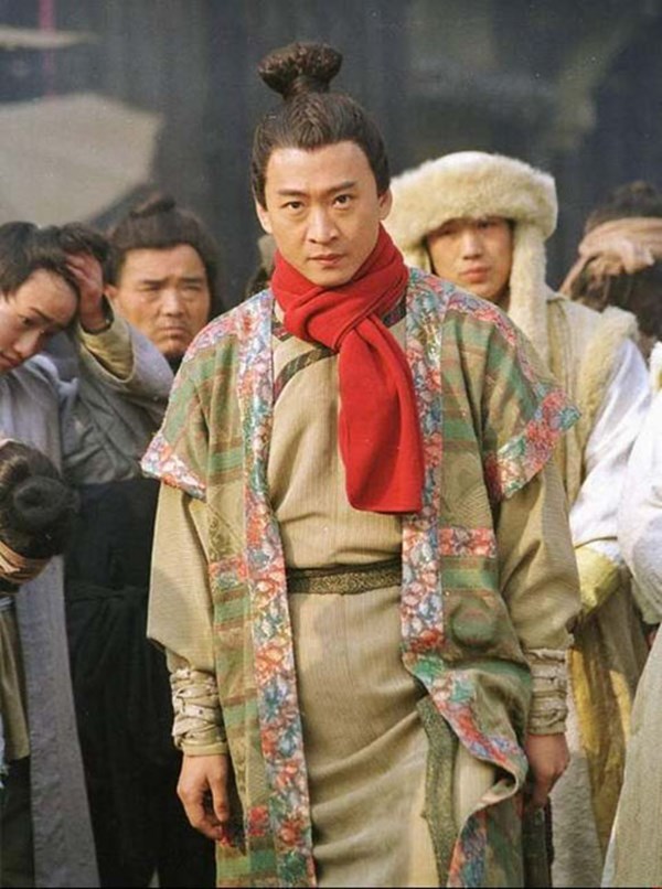 Những ngôi sao bị chỉ trích vì phá nát hình tượng mỹ nam phim Kim Dung - Ảnh 4.