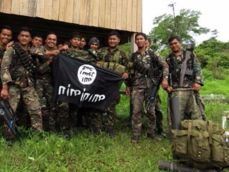 Lai lịch khét tiếng nhóm khủng bố chiếm TP Philippines - Ảnh 3.