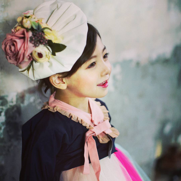 Bé gái “xinh nhất xứ Hàn” càng lớn càng xinh đẹp, điệu đà - Ảnh 4.