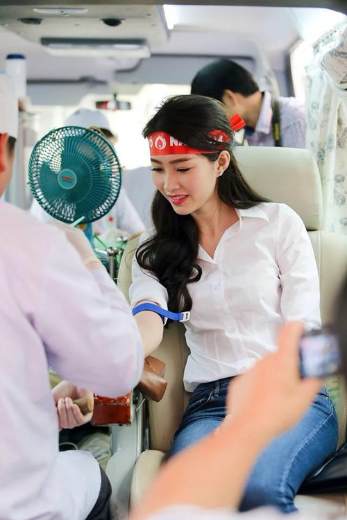 Đặng Thu Thảo l&ecirc;n xe hoa: Thần ti&ecirc;n tỷ tỷ đ&atilde; c&oacute; được một ho&agrave;ng tử xứng đ&aacute;ng - Ảnh 4.