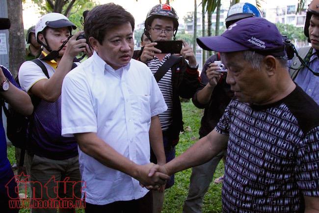 TIN TỐT LÀNH 18/09: 6 ngày xuất thần của công an bắt 2 tử tù bỏ trốn và chuyện ấm lòng trong siêu bão - Ảnh 1.