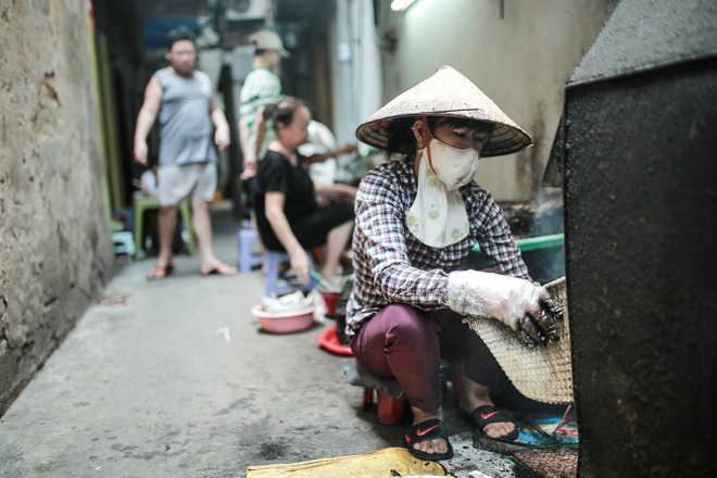 Chịu khổ để được ăn ngon, là kiểu của người Hà Nội - Ảnh 4.