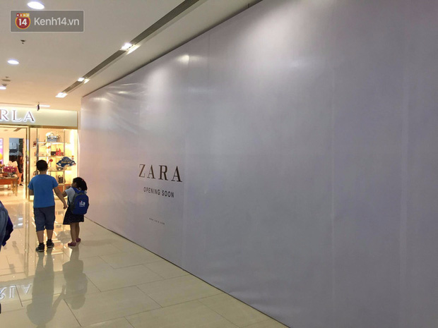 Zara treo biển Opening Soon to đùng tại Vincom Bà Triệu, ngày khai trương đến gần lắm rồi - Ảnh 4.