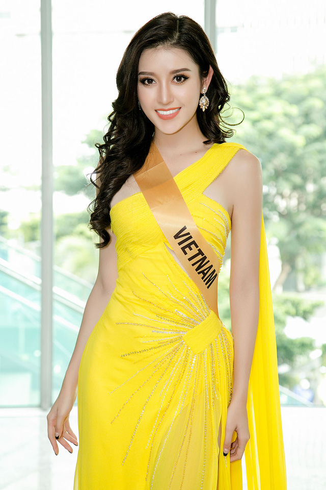 Hành trình thoát mác hot girl của Huyền My tại Miss Grand International 2017 - Ảnh 4.