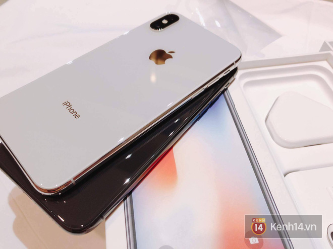 NÓNG: iPhone X 256 GB có giá 68 triệu thôi, sẽ về đến Việt Nam sáng nay - Ảnh 4.