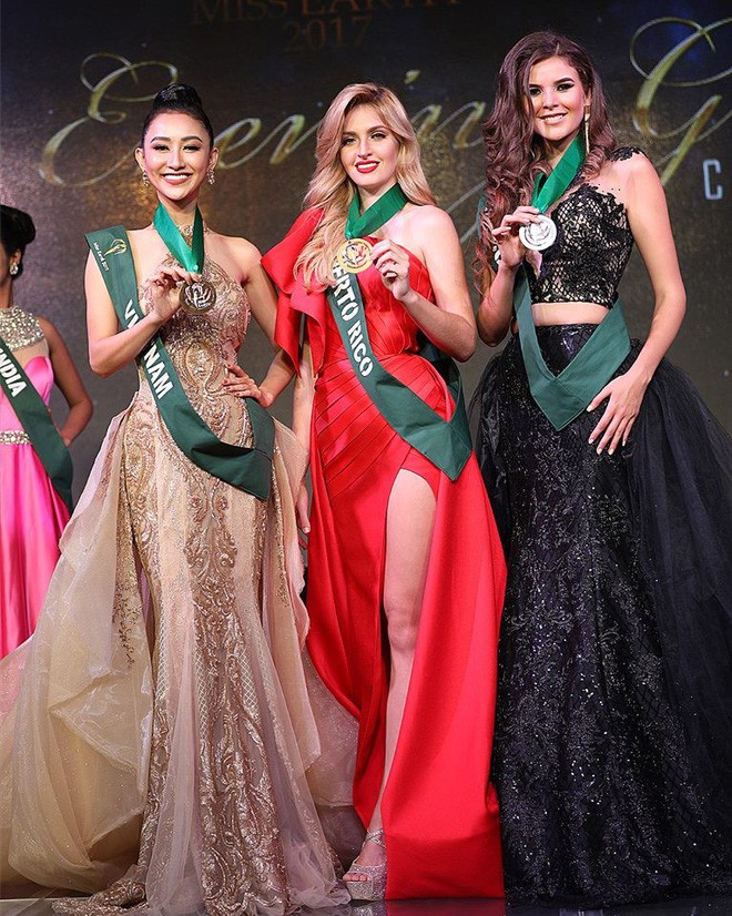 Phạm Hương, Nam Em và dàn mỹ nhân Vbiz kỳ vọng Hà Thu sẽ giành thứ hạng cao trong đêm chung kết Miss Earth 2017 - Ảnh 4.