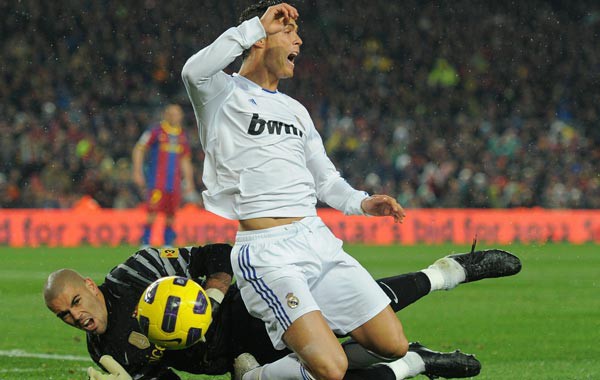 7 lý do khiến Ronaldo có cả triệu anti-fan - Ảnh 4.