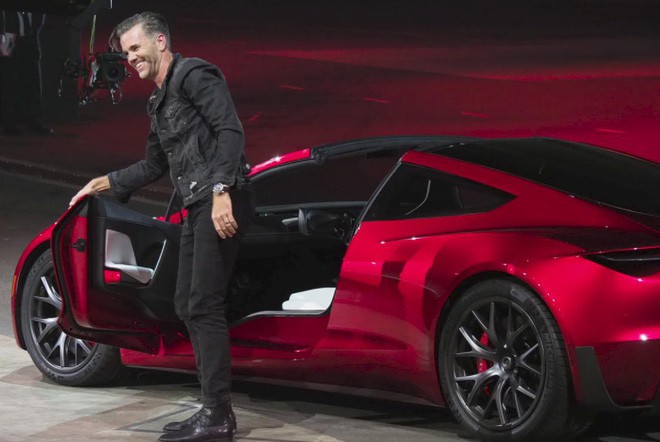 Tesla trình làng nguyên mẫu của chiếc Roadster thế hệ hai: Siêu xe thể thao mui trần chạy điện nhanh nhất thế giới, giá 200.000 USD - Ảnh 3.