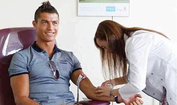 Không thể ghét nổi Ronaldo nếu biết 10 câu chuyện này về anh - Ảnh 4.