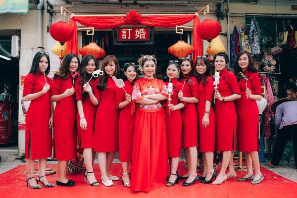 Dàn bê tráp theo phong cách ‘bến Thượng Hải’ của cô dâu người Việt gốc Hoa gây sốt mạng xã hội - Ảnh 4.