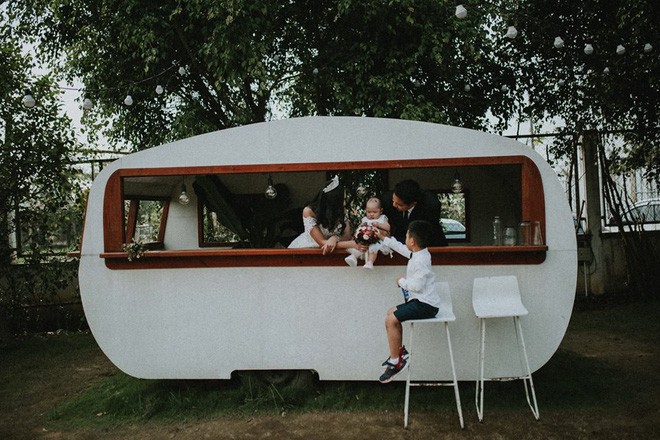 Làm thuê cho bếp ăn, 2h sáng dậy giao sữa: Cuộc sống chật vật nhưng hạnh phúc của đôi vợ chồng Việt kiều Úc - Ảnh 4.