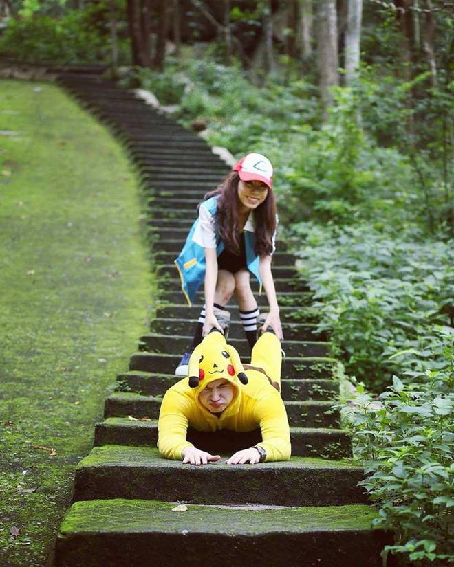 Soái Tây nhà người ta: Suýt bị đuổi việc vì hay lén về chăm vợ ốm, còn mặc đồ Pikachu chụp ảnh cưới - Ảnh 4.