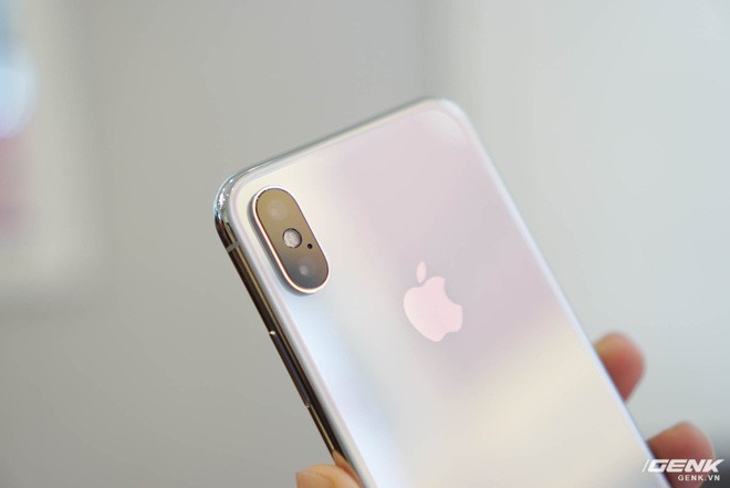 Trên tay iPhone X đầu tiên tại Việt Nam giá 68 triệu đồng - Ảnh 33.