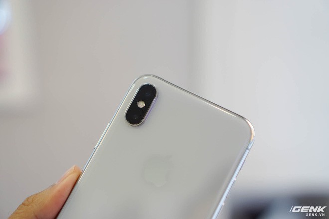 Trên tay iPhone X đầu tiên tại Việt Nam giá 68 triệu đồng - Ảnh 34.