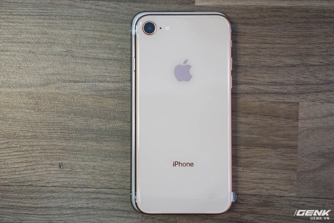 Trên tay iPhone X đầu tiên tại Việt Nam giá 68 triệu đồng - Ảnh 39.