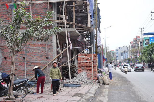 Cận cảnh những công trình phá tan quy hoạch ở Quảng Ninh - Ảnh 5.