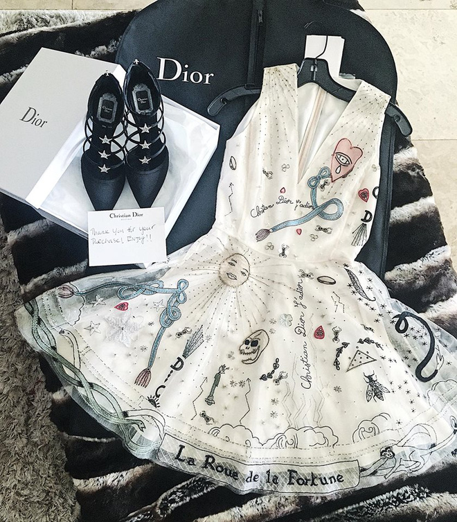 Mẹ bỉm sữa sang chảnh tiết lộ c&aacute;ch &ldquo;sống hưởng&rdquo; trong h&ocirc;n nh&acirc;n: Sắm đồ hiệu, ăn h&agrave;ng, l&agrave;m đẹp - Ảnh 5.