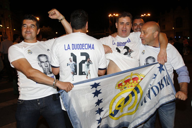 Real Madrid phá lời nguyền Champions League, CĐV ăn mừng thâu đêm suốt sáng - Ảnh 5.