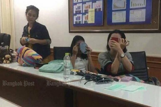 Nụ cười lạnh người và màn trang điểm khó hiểu của 3 nữ nghi phạm vụ giết người gây rúng động Thái Lan - Ảnh 5.