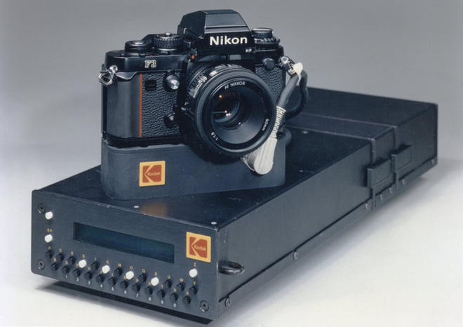 Chuyện về chiếc máy ảnh số đầu tiên trên thế giới và cái chết vì quá cầu toàn của KODAK - Ảnh 5.