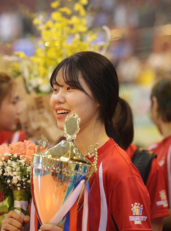 Ngắm vẻ đẹp chân dài xứ Hàn đoạt giải Hoa khôi VTV Cup - Ảnh 5.