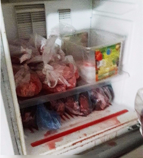 Con d&acirc;u kh&oacute;c th&eacute;t với mẹ chồng ở bẩn: nồi xoong kh&ocirc;ng bao giờ rửa, gầm giường ngập BVS d&ugrave;ng rồi - Ảnh 5.