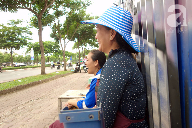  Bò và Vịt đôi chị em bán hàng dễ thương nhất Sài Gòn: Thân như ruột thịt, đắt thì đắt chung, ế cũng ế cùng - Ảnh 5.