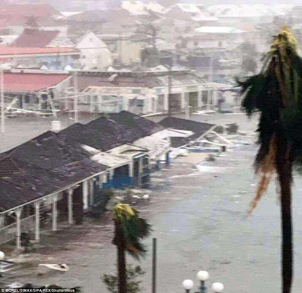 Khu vực Caribbe hoang tàn khi bão Irma đổ bộ, nhiều hòn đảo gần như bị phá hủy hoàn toàn - Ảnh 5.