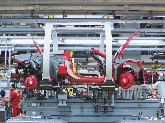 Ferrari truyền đam mê cho cả robot lắp ráp - Ảnh 5.