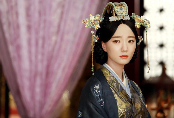 Những kỹ nữ nhan sắc tuyệt trần từng làm say lòng bao Hoàng đế Trung Hoa - Ảnh 5.
