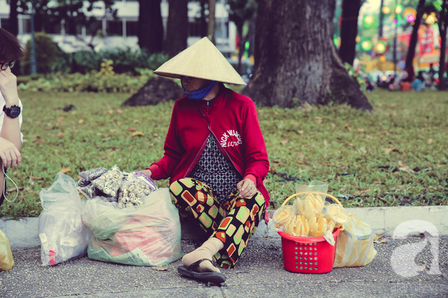  Quê mẹ ơi! Tết này con vẫn chưa thể về giữa cuộc mưu sinh... - Ảnh 6.