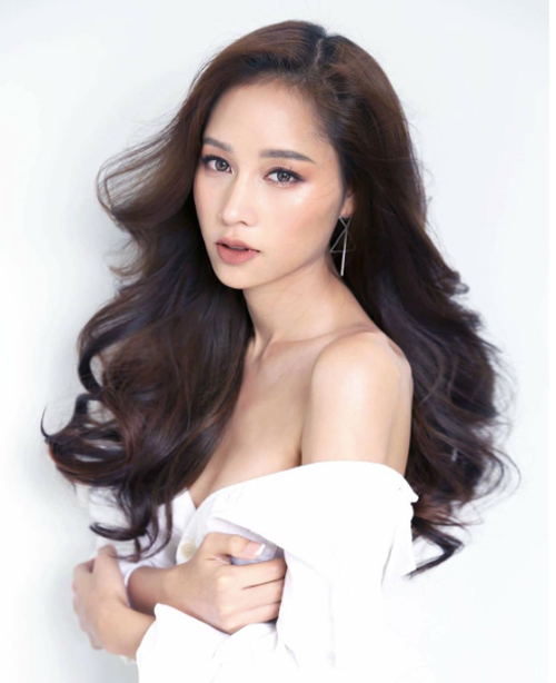 The Face Thái Lan: Fan sốt xình xịch vì hai người đẹp chuyển giới xinh hơn Hoa hậu - Ảnh 2.