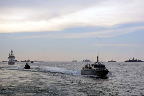 Tàu Hải quân Việt Nam tham gia Duyệt binh tàu quốc tế tại Langkawi - Ảnh 6.