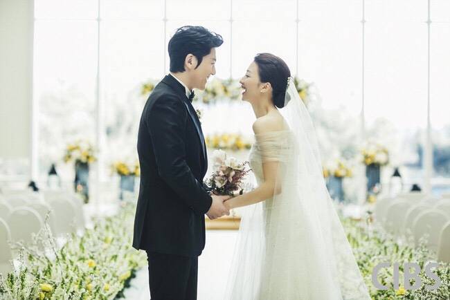 Lộ ảnh cưới đẹp như mộng của kiều nữ Gia đình là số một Park Ha Sun - Ảnh 6.